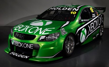 Xbox One viste el Holden de Mattias Ekström y Andy Priaulx para Bathurst