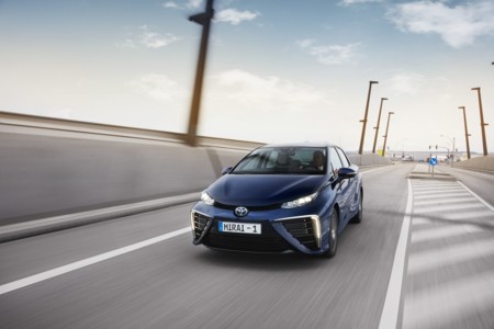 El Toyota Mirai bate al Chevrolet Volt en el World Green Car 2016