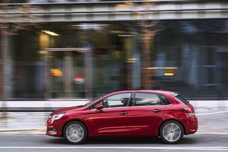 Comparativa Renault Mégane vs Citroën C4: ¿cuál es mejor para comprar?