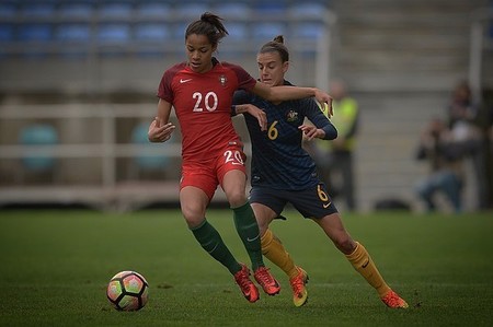 Los mejores regates en el fútbol actual los hace Silva, juega en el Levante y es una mujer