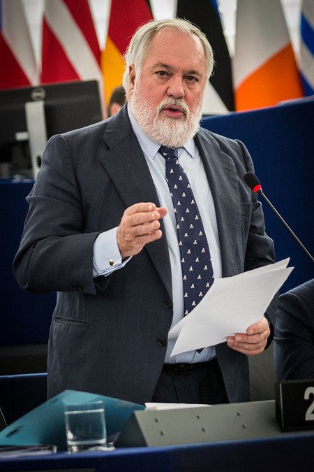 Miguel Arias Canete Parlement Europeen Strasbourg 26 Nov 2014 02