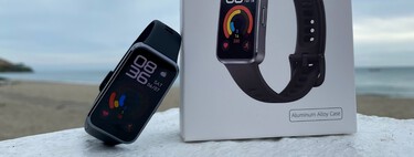 Huawei Band 10: nos llevamos a la playa esta pulsera inteligente de 200.000 pesos para poner a prueba su resistencia bajo el agua