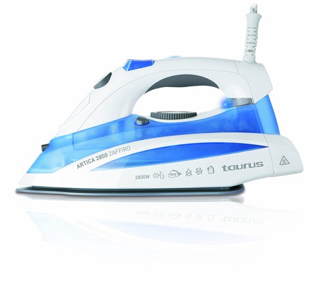 Por sólo 19 euros tenemos la plancha de vapor Taurus Artica 2800 Zaffiro de 2800 W en Amazon
