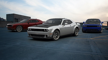Dodge Challenger 50th Anniversary Commemorative Edition 6