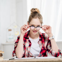 Salud visual en la adolescencia: cuáles son los principales problemas de visión de los adolescentes y cómo cuidar su vista