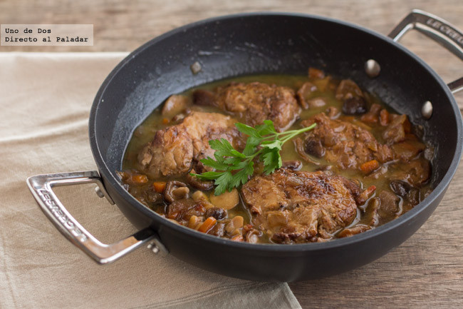 Receta de mollejas de ternera guisadas al Jerez, un clásico de la cocina española