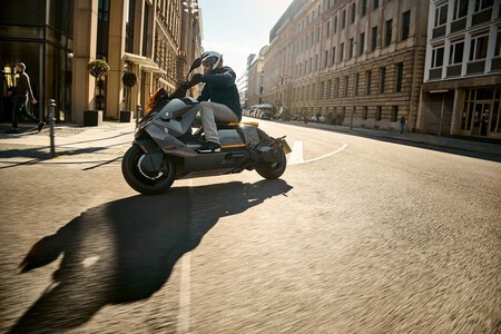 Bmw Acuerdo Tvs Ampliad Motos Electricas 004