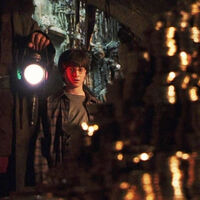De dónde sale todo el oro de Harry Potter: la historia del abuelo empresario y las pociones mágicas 
