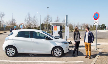¿Cuándo tendrá Europa una infraestructura suficiente para el coche eléctrico?