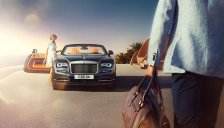 Rolls-Royce Dawn, la definición de convertible de lujo jamás tuvo tanto sentido