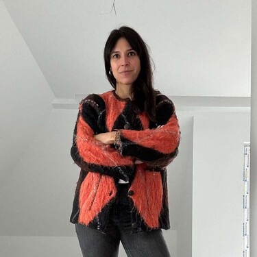 Emma Guillen, arquitecta: "Iluminar la zona del lavabo donde está el espejo con uno o dos puntos por seno es fundamental para vernos bien la cara" 