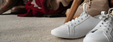 La solución económica (y fácil de montar) que necesitas si quieres tener los zapatos ordenados y vives en un piso pequeño