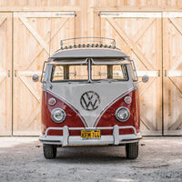 Esta Volkswagen Bulli de 1962 es una deliciosa furgoneta que está buscando dueño para vivir más aventuras