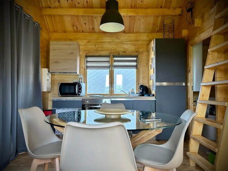 Conozca El Encanto Rustico De Les Chalets Du Parc De Laura Inaugurado Esta Primavera Esta E 3