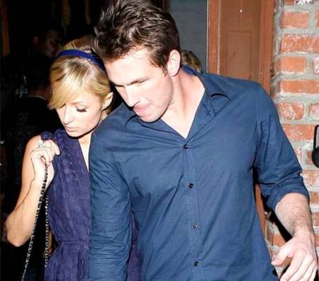 ¡Paris Hilton estrena novio!