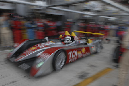 Audi recupera el liderato en la noche