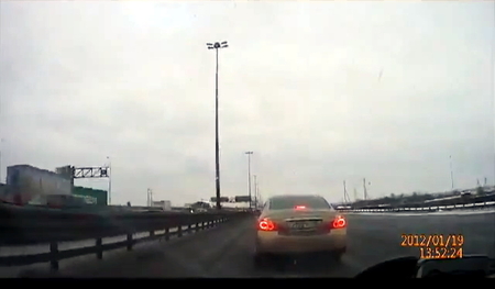Desde Rusia, con mala educación, un rocambolesco accidente de tráfico