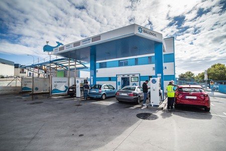 Gasolinera Ballenoil