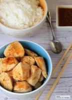 Recetas para toda la familia: pollo con sésamo, bizcocho al coco y más cosas ricas