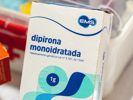 caixa de medicamento dipirona