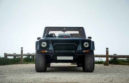 Lamborghini LM002 1988