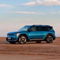 Un operario olvidó poner los pernos de los asientos de este SUV eléctrico de Kia y ahora más de 23.000 de ellos tienen que pasar por el taller 