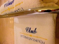 Cárcel o multa por robar dos toallas del hotel