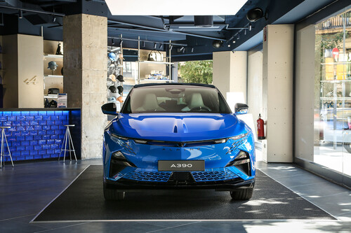 Alpine A390 En Atelier Alpine Barcelona 1