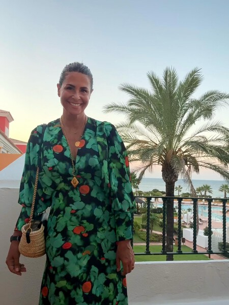 Viajes Escapadas Espana Pueblos Pesqueros Playa Mar Nuria Roca Destino Famosos Vacaciones