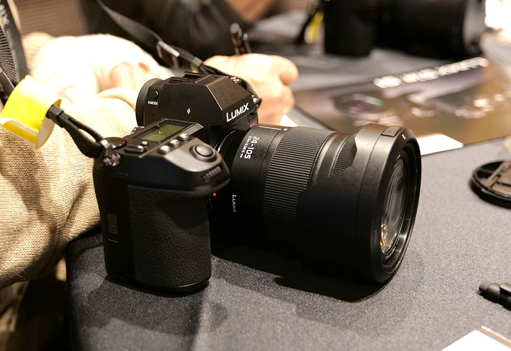 Muestras Panasonic S1R y S1