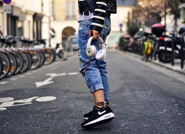 En la cola de la semana laboral... ¡Celebra que estamos a viernes!