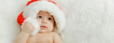 12 bonitas ideas para hacer fotos de tu bebé en su primera Navidad 