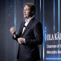 Mercedes ya duda abiertamente del coche eléctrico: "Quizá hubo demasiado optimismo en el sector, ahora hay más realismo"