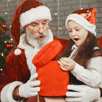 Ni a los siete ni a los diez: esta es la edad en la que los niños dejan de creer en Papá Noel y los Reyes Magos, según la ciencia 