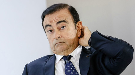 Carlos Ghosn sale de la cárcel pagando una fianza de 179 millones de pesos