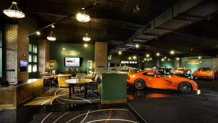 Si te sobran 279 MDD... te puedes hacer de este 'resort' con museo de autos incluido