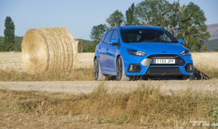Dolorpasion™: Cuando compras un Focus RS para jugar con el modo drift y resulta que no es fácil