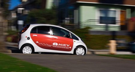 El Mitsubishi i-Miev dispone de una versión básica en Japón