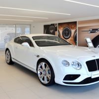 Te costará adivinar dónde ha abierto Bentley un nuevo concesionario