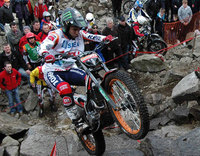 Toni Bou se impone en Newcastle (IRL), e iguala a Adam Raga en la general