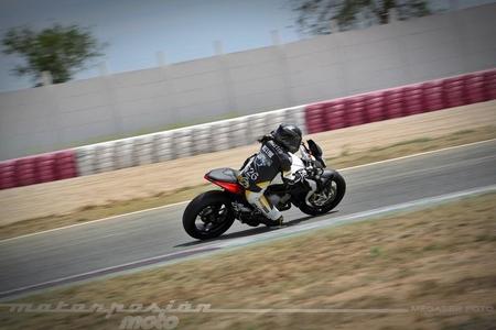 mv-agusta-brutale-800-megaserfoto-_1000-005.jpg