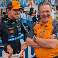 "Seguiré insistiéndole siempre". El jefazo de McLaren quiere fichar otra vez a Fernando Alonso, pero no para la F1