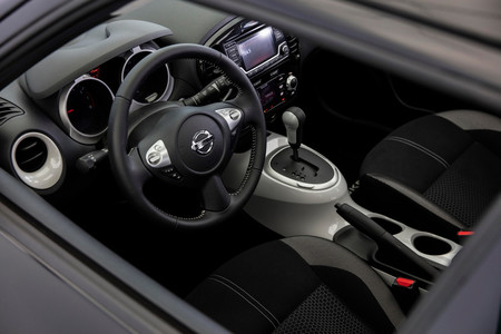 2017 Nissan Juke Black Pearl 8 970x647 C