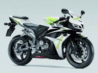Honda redecora la CBR 600 RR HANNspree y la Passion 125 Sport