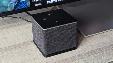 Amazon Fire TV キューブ