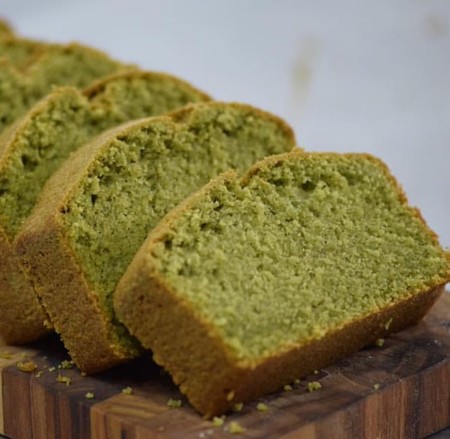 Panqué de matcha. Receta sencilla de postre para desintoxicar tu cuerpo