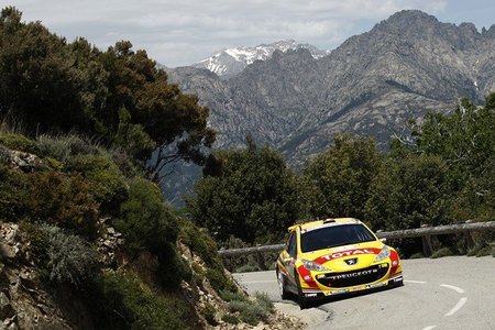 Thierry Neuville tiene una oferta de Skoda sobre la mesa