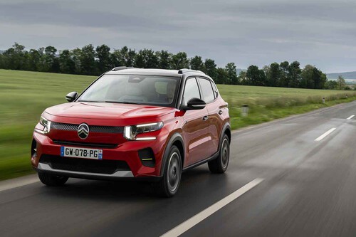 Probamos el Citroën ë-C3: un eléctrico asequible que es más coche por un poco más de dinero de lo que cuesta un Dacia Spring