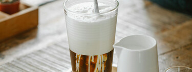 Echar aceite de oliva al café tiene un sentido que poca gente conoce. Starbucks ya lo hace (y lo recomiendan los baristas)