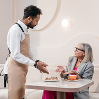 Hojas de reclamaciones, cómo actuar si un cliente nos solicita una y que negocios están obligados a tenerlas